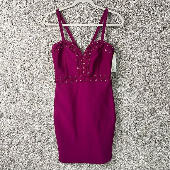 WOW Couture Dress Women’s Medium Pink Lace Tie Bandage Bodycon Mini NWT - Picture 2 of 12